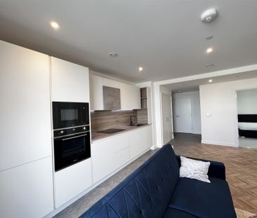 Makers Yard, London - Photo 2