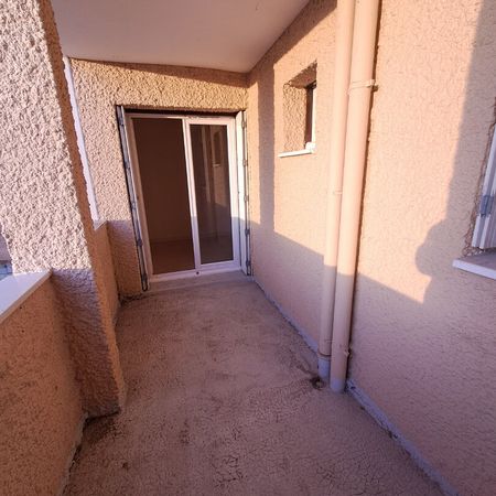 Location Appartement 2 pièces 45m² - Photo 4