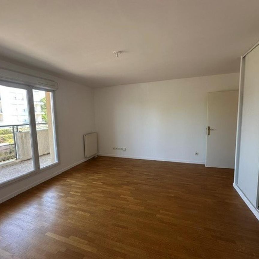 location Appartement T2 DE 43.34m² À ELANCOURT - Photo 1