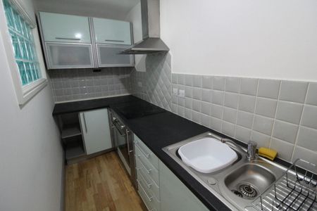 Fishergate Hill Flat, PRESTON, Lancashire PR1 8JB - Photo 2