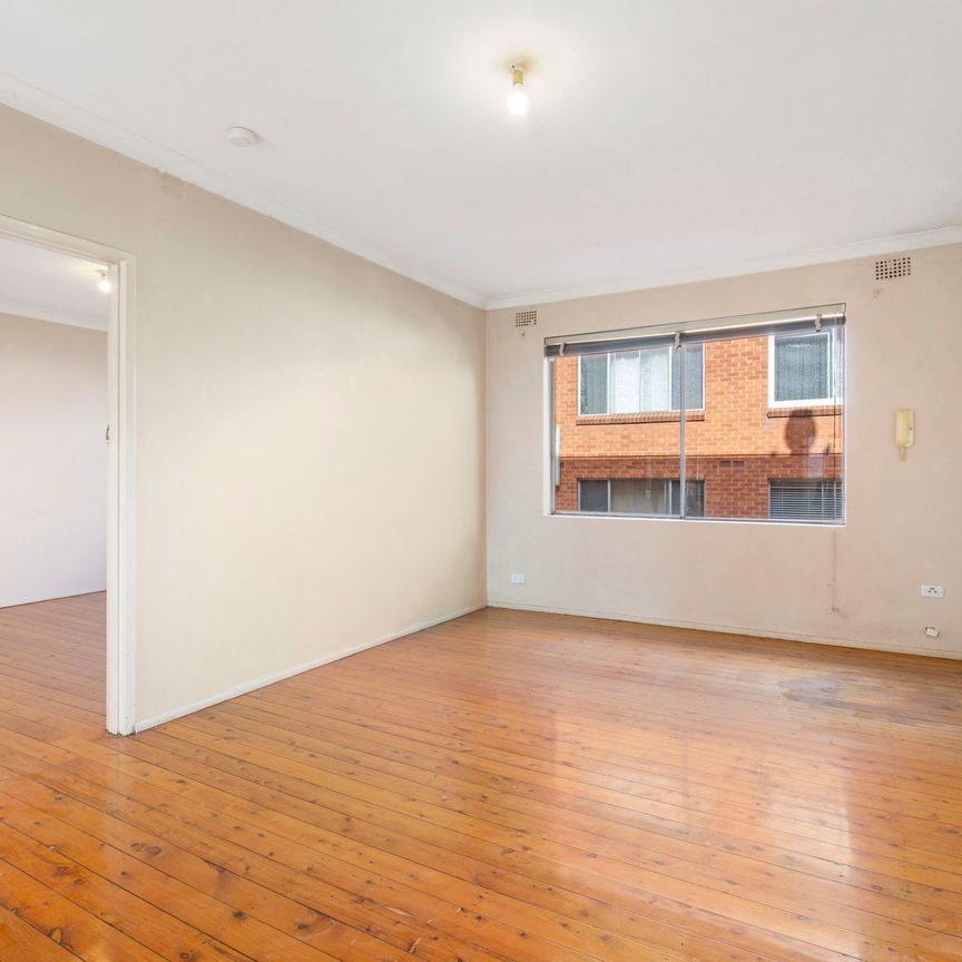 2 Bedroom Apartment In The Heart Of Canterbury ! - Photo 1