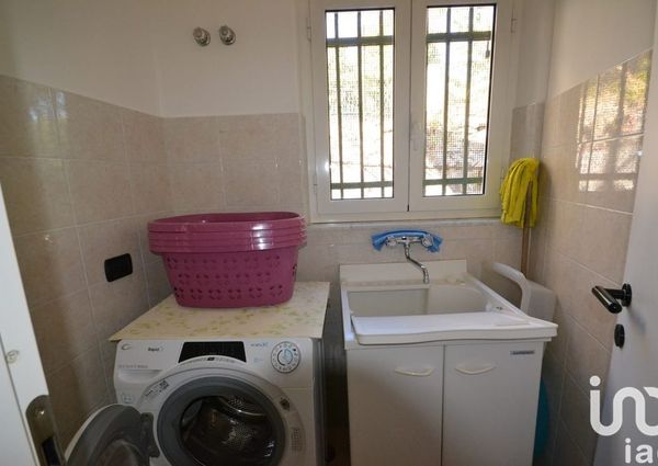 Salita Granarolo, 11, Genova, Liguria 16127