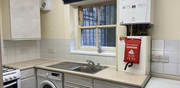 1 bedroom bedsit to rent - Photo 2