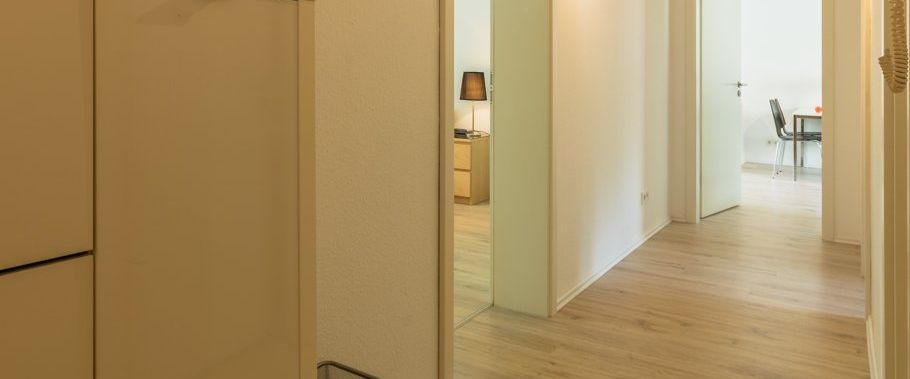 City-Residence: Modern ausgestattete 3-Zimmer-Wohnung mit 2 Schlafzimmern in Frankfurt Eschersheim - Foto 1