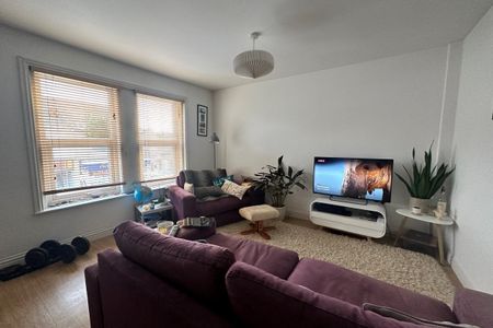 Moorland Road - Photo 2