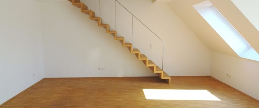 Urbaner Lifestyle: Exklusive DG-Maisonette mit Balkon, EBK, Garage u. Lift in Zentrumslage! - Foto 1