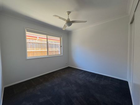 Spacious Inside and Out!! - Photo 4