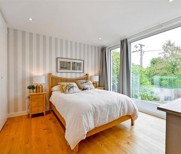 4 bedroom detached house to rent - Photo 5