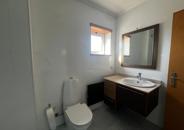 T3 em Esgueira (suite, varandas, cozinha equipada)