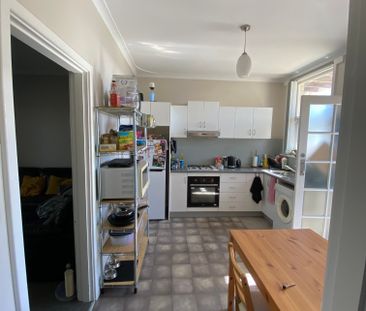 South Perth - Photo 2