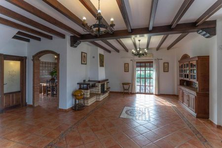 Luxury 5 room Detached House for rent in Alhaurín el Grande, Andalusia - Photo 3