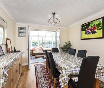 3 bedroom detached house to rent - Photo 6