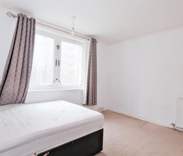 3 bedroom apartment to rent - Photo 1