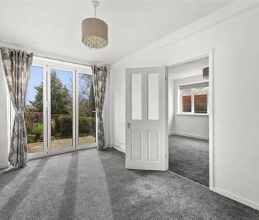 3 bedroom end of terrace house to rent - Photo 1