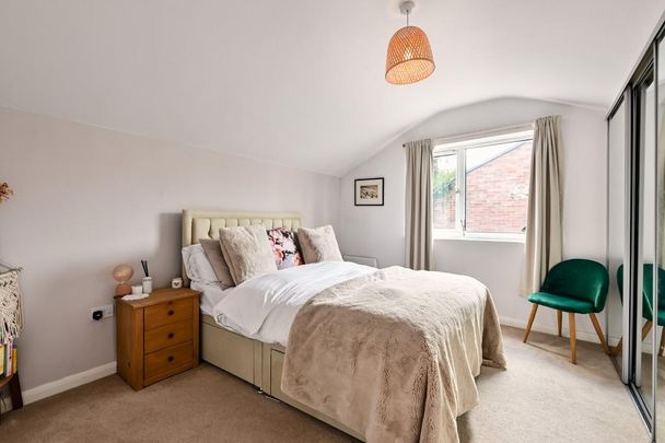 1 bedroom semi-detached house to rent - Photo 1