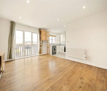 Joseph Hardcastle Close, SE14, London - Photo 1