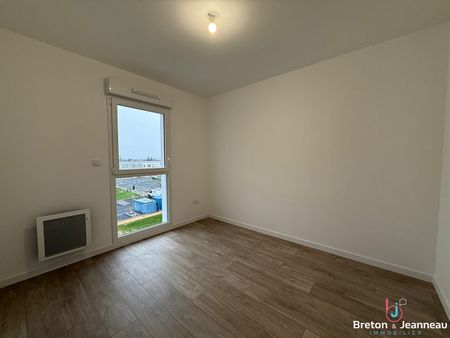 Location Appartement 3 pièces 65m² - Photo 2