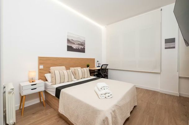 Calle Gran Vía, Madrid, Community of Madrid 28013 - Photo 1