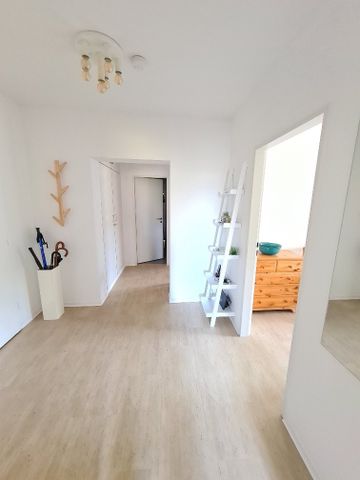 Aufgepasst! Voll-möblierte Wohnung mit Balkon - Photo 3