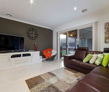 “Rooming House - Room 6 Available” - Photo 4