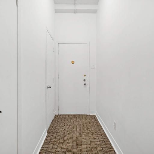 GHETTO MCGILL- STUDIO RENOVÉ & MEUBLÉ- EMPLACEMENT EXCEPTIONNEL - Photo 1