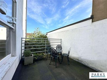 Buckingham Road, Brighton, East Sussex, BN1 - Photo 3