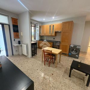 Trilocale in affitto - Photo 2