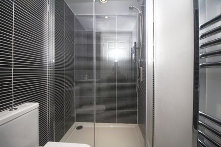 1 bedroom ground floor flat to rent - Photo 5