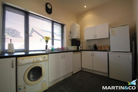 2 bedroom detached house to rent - Photo 3