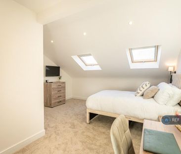 1 bedroom in a house share to rent - Photo 6