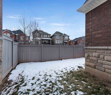 For Lease - 80 Fallmeadow Circle, Brampton, Ontario - Photo 4