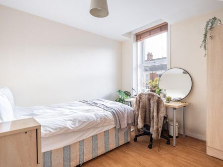 5 bedroom maisonette to rent - Photo 5