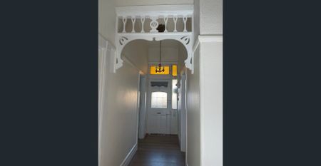 Great Location - Ready To Move In! - Photo 3