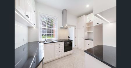 Brand New Dream Apartment on Cremorne Point Foreshore - Photo 3