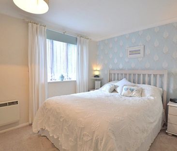 Maroons Way, London, SE6 - Photo 6