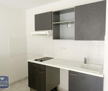 Location Appartement 2 pièces 43m² NIORT 79000 - Photo 3