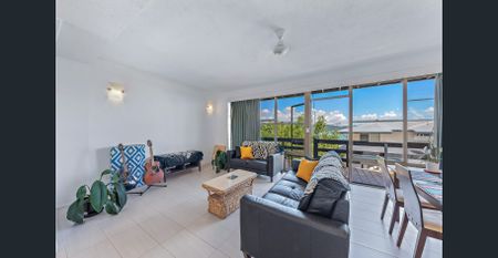 MARINA VIEW APARTMENT - Photo 3