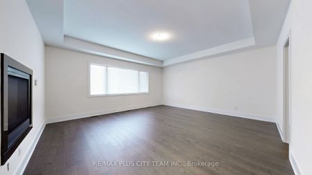 For Lease - 8 Saxby Farm Avenue, King, Ontario - Photo 3