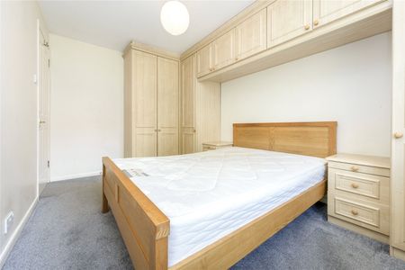 2 Bedroom Maisonette to rent - Photo 3