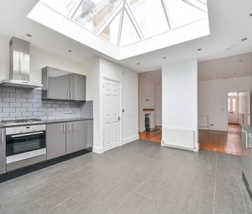 4 bedroom house to rent - Photo 3