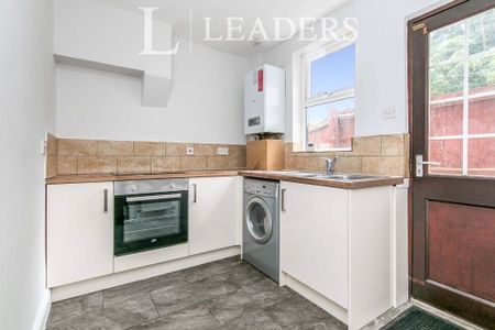 2 bedroom house to rent Bramford Lane, Ipswich, IP1 - Photo 5