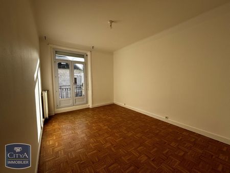 Location Appartement 3 pièces 77m² ST NAZAIRE 44600 - Photo 2