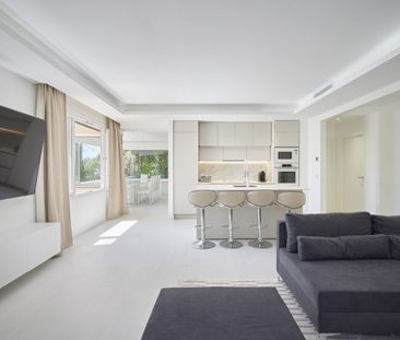 Tout savoir sur cette maison à Mougins - Photo 1