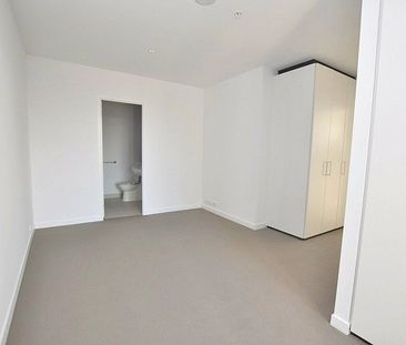 3913/639 Lonsdale Street - Photo 1