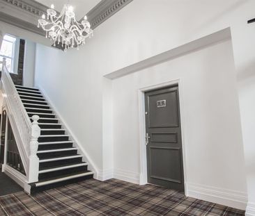 The Old Conservative Club, Irwell Terrace, Bacup - Photo 2