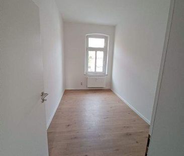 3 Raum Wohnung mit Balkon in Wilkau-Haßlau zu vermieten - Foto 1