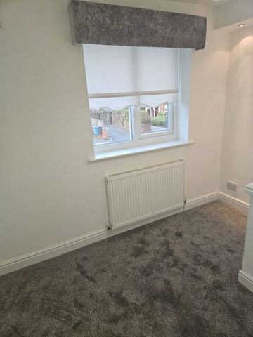 Sugar Lane, Knowsley, Prescot - Photo 5