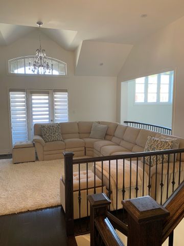 For Lease - 87 Isherwood Crescent, Vaughan, Ontario - Photo 2