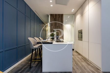 Flat for rent in Salamanca neighborhood. - Photo 3