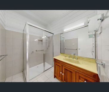 1 Highlands Ave, Airport West, Vic 3042 - Photo 1